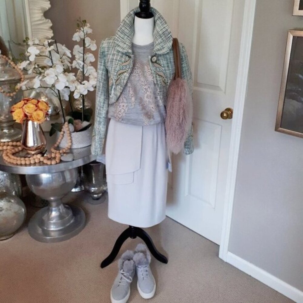 EUC Obakki cream grey wool midi skirt w/ frill detail